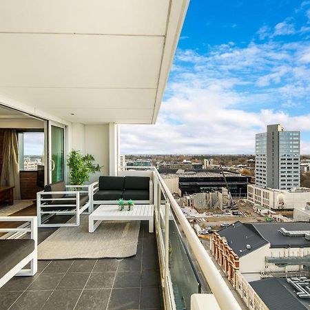 Central City View With Free Valet Parking 크라이스트처치 외부 사진