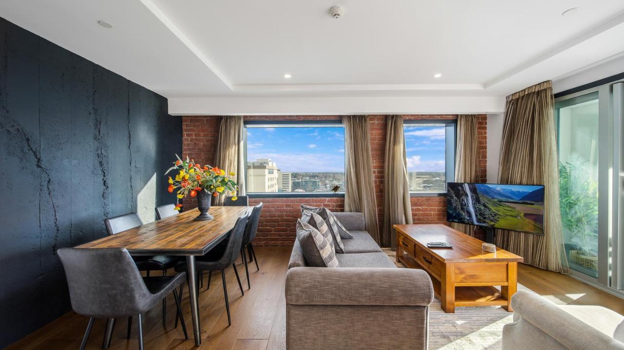 Central City View With Free Valet Parking 크라이스트처치 외부 사진